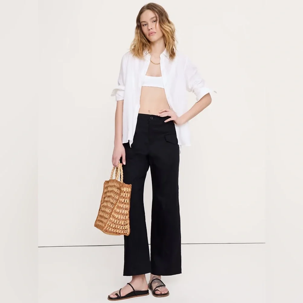 NWT! BANANA REPUBLIC BLACK HIGH-RISE STRAIGHT UTILITY PANT 875431 - Size 16🩷